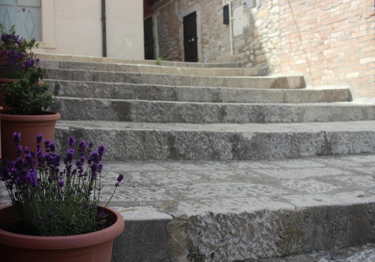 B&B Al Gravattone Venosa Buitenkant foto